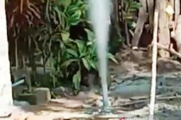 Semburan gas liar muncul di pedalaman Aceh Barat