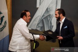 18 asisten positif Virus Corona, presiden Guatemala bertugas dari jarak jauh