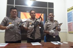 Polres Kota Jayapura amankan empat pucuk senpi