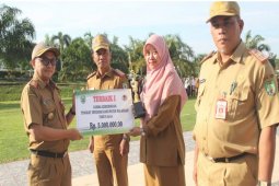 Dinas Tenaga Kerja dan Transmigrasi juara kebersihan lingkungan