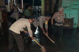 Polda Jatim kirim personel bantu korban banjir bandang Bondowoso