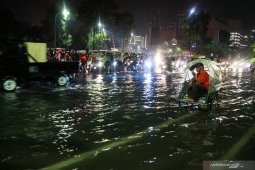 Legislator pun banjir keluhan warga saat Surabaya tergenang