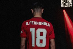 Ole Solskjaer: Bruno Fernandes lebih mirip Scholes ketimbang Ronaldo