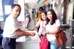 KAI Daop 7 Madiun sosialisasikan bahaya dan pencegahan virus corona