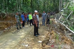 Mukomuko bangun puluhan jalan menuju perkebunan