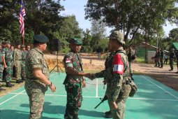 Tentara Indonesia - Malaysia gelar patroli bersama di batas negara