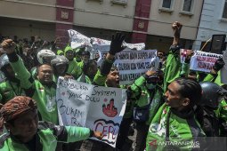 Unjuk rasa pengemudi ojek online
