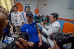 Pemain Persib divaksin antiifluensa