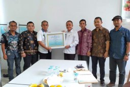 Kelompok tani di Pulau Maya terima sertifikat pertanian organik