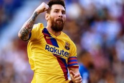 Messi serang balik direktur Barcelona Eric Abidal