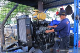 Pemkot Tangerang siagakan petugas pompa air tanggulangi banjir