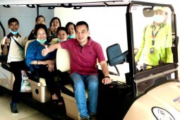 Daniel ajak keluarga nikmati Cap Go Meh di Singkawang