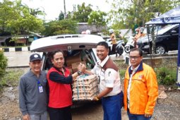 PT Saptaindra Sejati serahkan bantuan korban banjir Tabalong