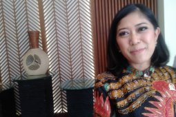 Meutya akui sulit buat regulasi media massa