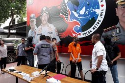 Aktris Nanie Darham diduga jadi pengedar  kokain