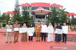 Pemkab Tanah Bumbu salurkan santunan kematian kepada ahli waris