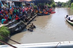 Satu lagi korban tenggelam di Sungai Pucang Sidoarjo ditemukan (Video)