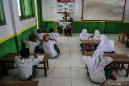 UNESCO: Teachers play crucial roles in lifelong learning