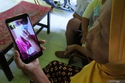 Virus corona naikkan permintaan masker di Ngawi