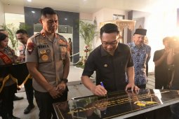 Ridwan Kamil resmikan gedung baru Ditlantas Polda Jabar