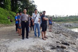 Warga hanyut di Pantai Sehat Sei Bingai Langkat