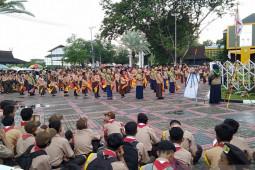 Pramuka Banjarmasin meningkatkan patriotisme pada upacara gelar senja