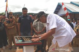 Bupati Sintang resmikan air minum pedesaan warga Desa Panekasan