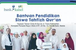 Bank Kalsel Syariah peduli pendidikan AlQuran