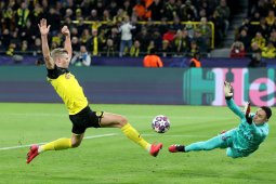 Dortmund sulap signal Iduna Park jadi faskes perawatan pasien corona
