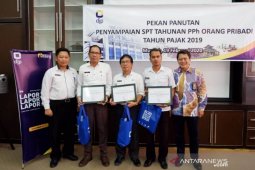 KKP Pratama Bangka beri penghargaan OPD patuh pelaporan pajak