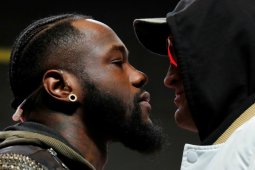 Tyson Fury hentikan Wilder pada ronde  ketujuh