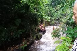 Ratusan siswa SMPN 1 Turi Sleman terseret banjir saat kegiatan Pramuka