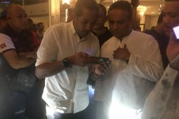 Pendukung Tun Mahathir bertemu oposisi