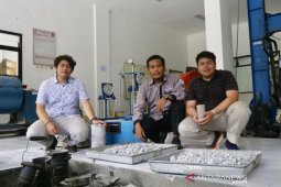 Di tangan mahasiswa UMM, reruntuhan bangunan bisa jadi beton