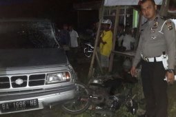 Terjadi kecelakaan beruntun, seorang ayah bersama anaknya tewas di tempat