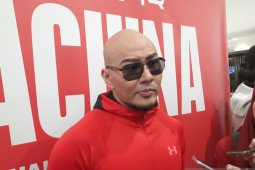 Deddy Corbuzier, jalani puasa hingga angkat beban