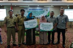 BPJamsostek Jambi serahkan klaim peserta dari perangkat desa