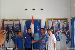 Johan Vigario kembalikan formulir ke Partai Demokrat Bangka Barat