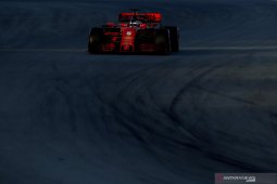 Vettel dan Ferrari tercepat, Mercedes mogok di hari ke-5 tes di Barcelona