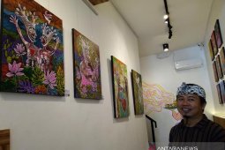 Pelukis Bali berpameran tunggal di Kota Magelang