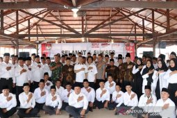 KPU Tapsel lantik 75 anggota PPK Pilkada 2020