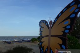 Pantai Sipakario di Penajam menjadi favorit wisatawan lokal