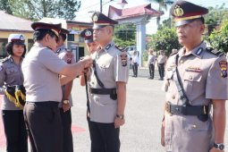 Polres Dairi bantu sembako bagi penyandang disabilitas terdampak COVID-19