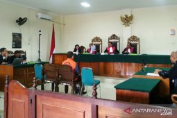 Aleksius akui berikan uang Rp300 juta ke Suryadman Gidot