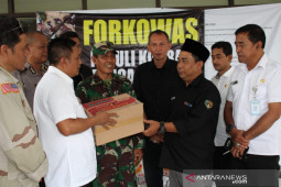 Wartawan Sumedang salurkan bantuan untuk korban banjir di Jatinangor