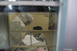 Kisah dokter yang menangani virus corona di Ibu Kota