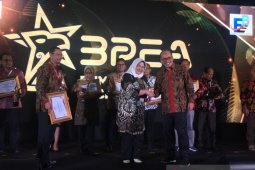 Sembilan BUMN raih predikat "Industry Leader"