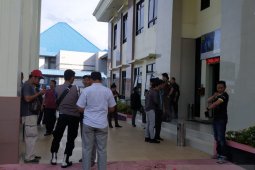 Sidang PETI Kapuas Hulu keluarga terdakwa minta penegakan hukum tidak tebang pilih