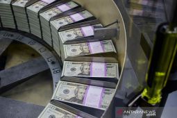 Dolar AS melemah setelah data inflasi kawasan euro melambat