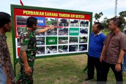 TNI-Gudang Garam sinergi revitalisasi bak penampung air di Puncu Kabupaten Kediri